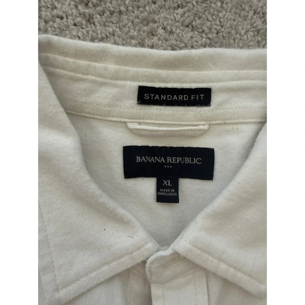 Banana Republic Mens XL Standard Fit Cream Off White Flannel Button Down Shirt